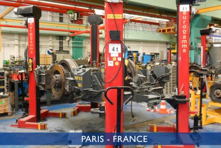 Sollevatori per carrelli